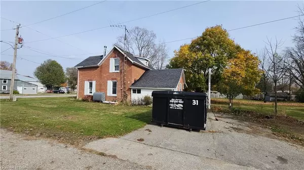 Howick, ON N0G 1X0,2040 John ST