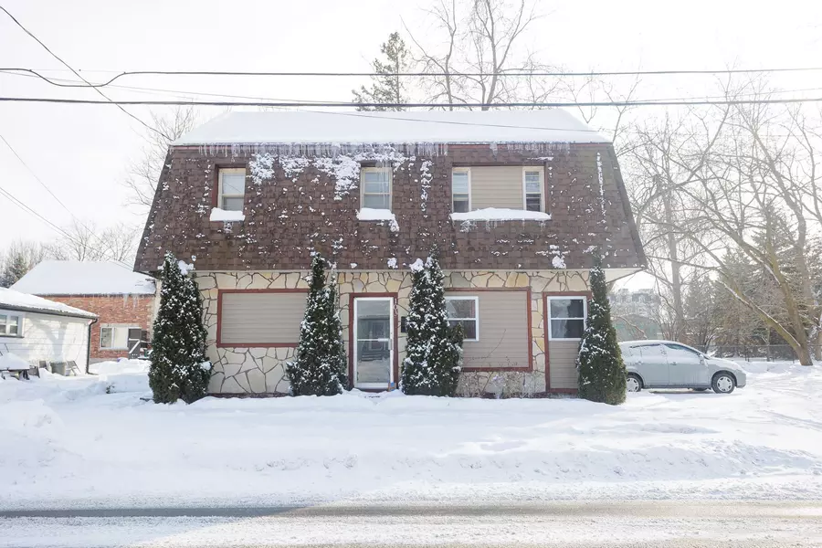 103 Durham ST W, Kawartha Lakes, ON K9V 2R2