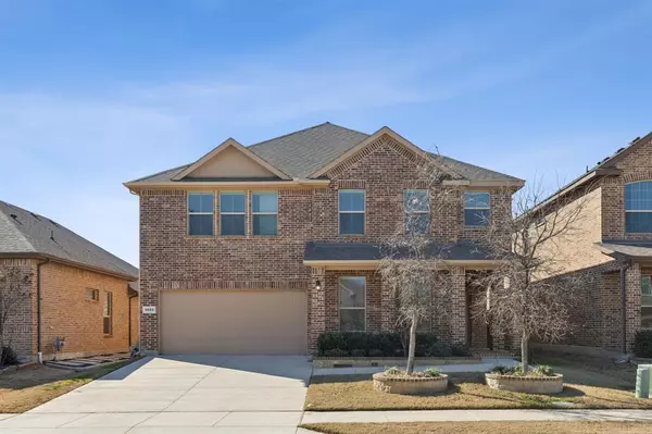 5925 Stream Drive, Fort Worth, TX 76137