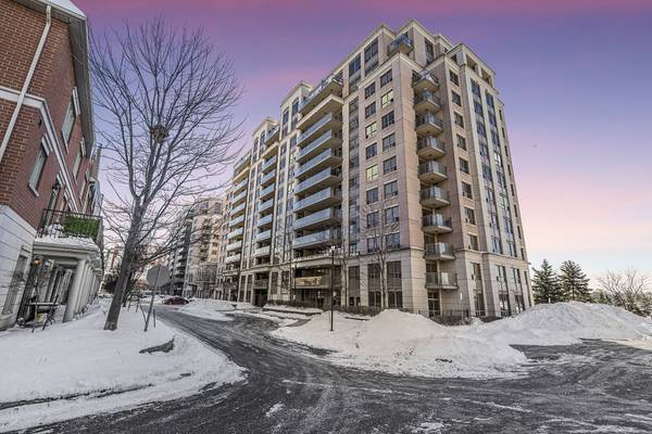 37 Galleria Pkwy #515, Markham, ON L3T 0A5