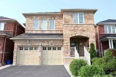 Brampton, ON L7A 3X1,84 Crown Victoria DR #Upper