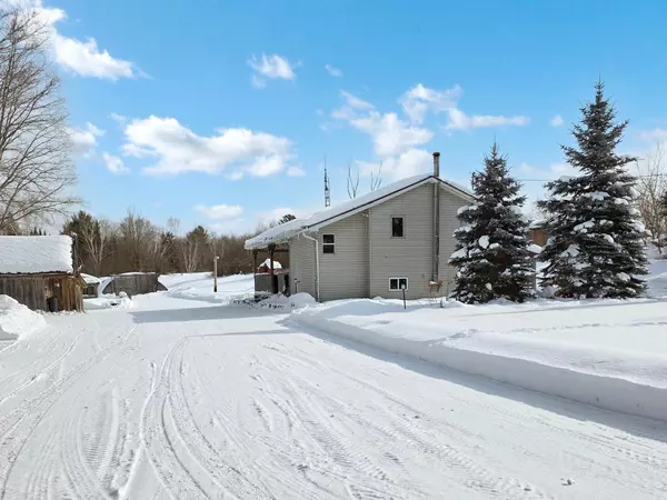 Kawartha Lakes, ON K0M 2B0,120 Maritime RD