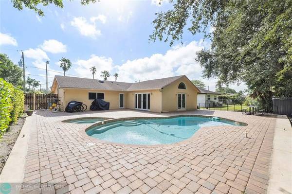 4855 NW 115th Way, Sunrise, FL 33323