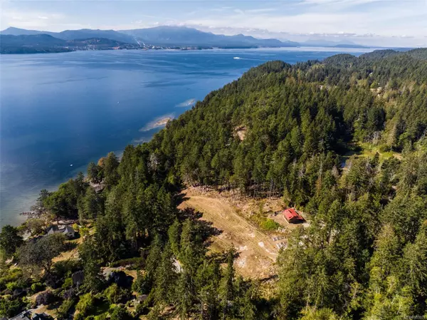 400 Baker Rd, Salt Spring, BC V8K 2N5