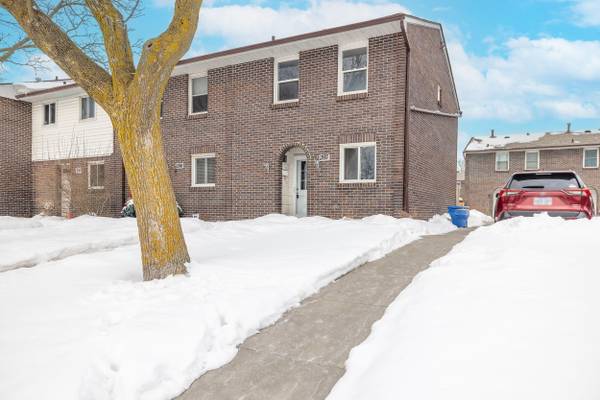 31 Greengate RD #207, Guelph, ON N1H 6R3