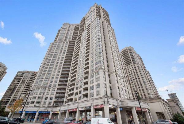 Mississauga, ON L5R 4B1,25 Kingsbridge Garden CIR #1720