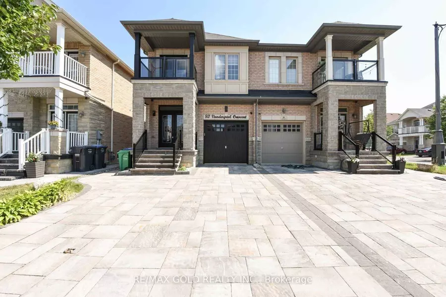 92 Vanderpool CRES, Brampton, ON L6P 3W2