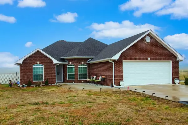 3087 Farm Road 1159, Clarksville, TX 75426