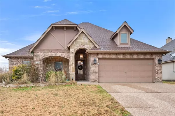 101 Chateau Drive, Aledo, TX 76008