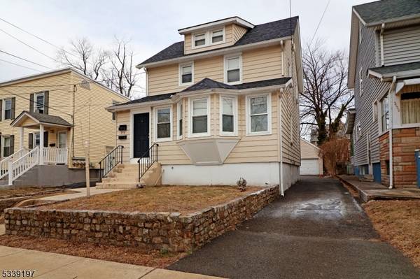 254 Grove St, North Plainfield Boro, NJ 07060