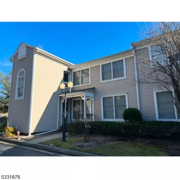 120 Willard St #17, Pompton Lakes Boro, NJ 07442