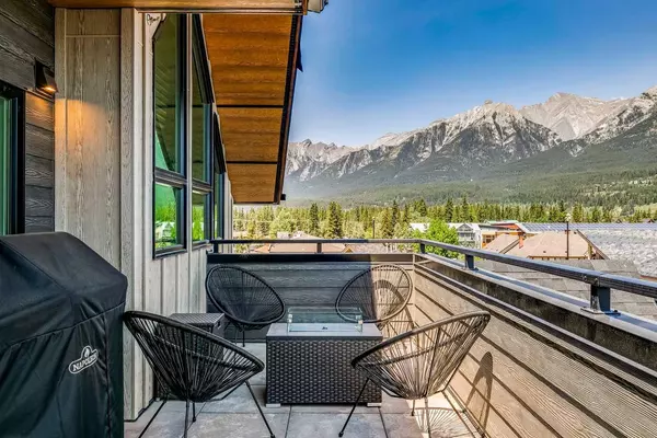 Canmore, AB T1W 0N4,810 7th #401