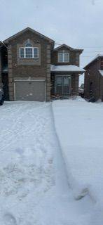 89 COURTNEY CRES, Barrie, ON L4N 5S9