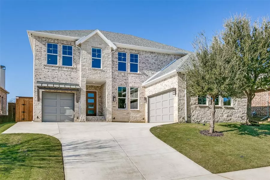 2821 Spring Oaks Drive, Highland Village, TX 75077