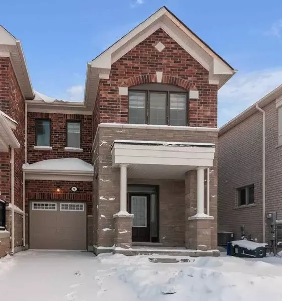 9 Bourbon ST #Upper Level, Brampton, ON L7A 5E6