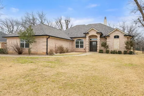 7207 Westover Drive, Granbury, TX 76049