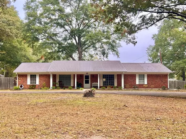 240 Mcdowell Street, Doyline, LA 71023