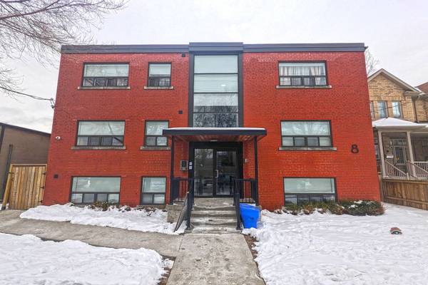 8 Castleton AVE #12, Toronto W03, ON M6N 3Z5