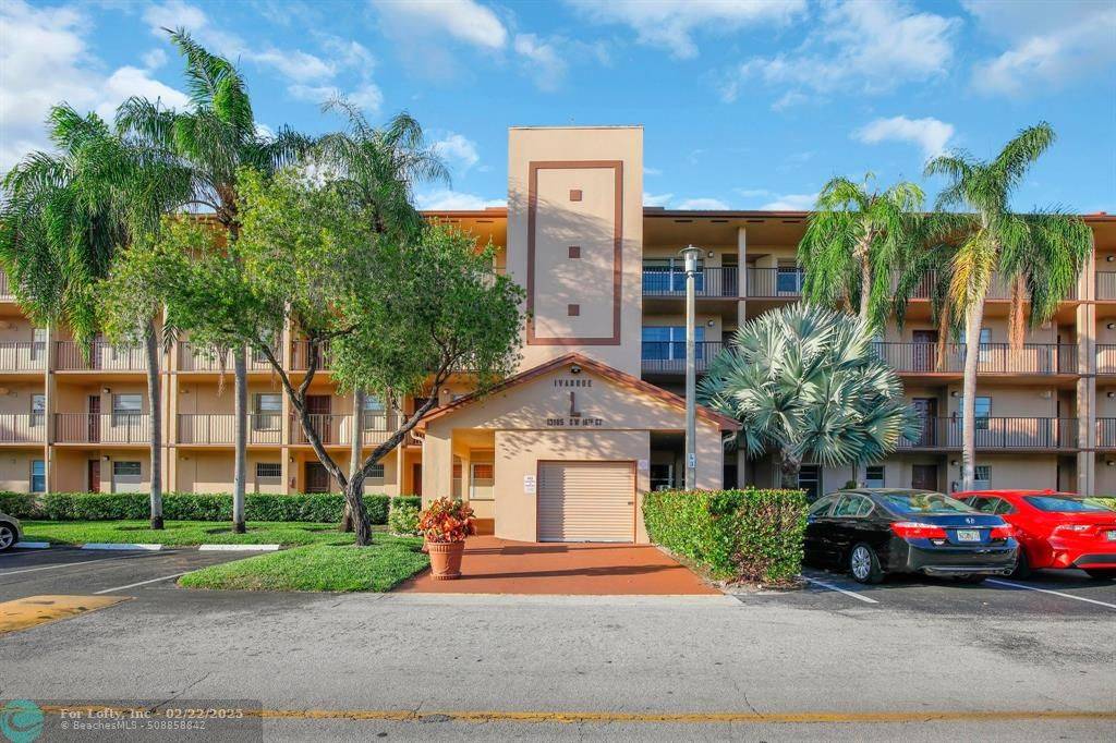 Pembroke Pines, FL 33027,13105 SW 16th Ct  #212 L