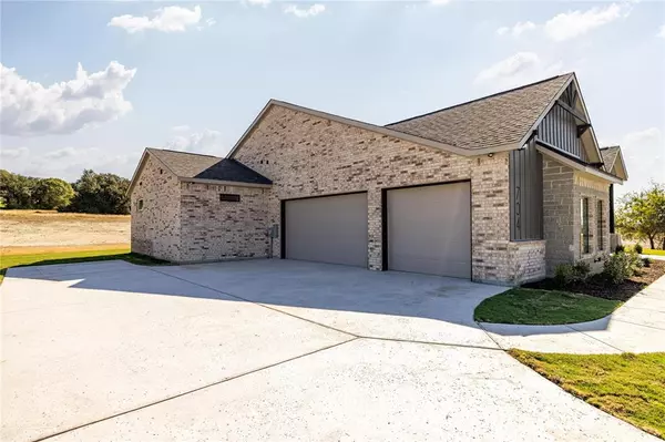 Weatherford, TX 76085,704 Burr Oak Lane