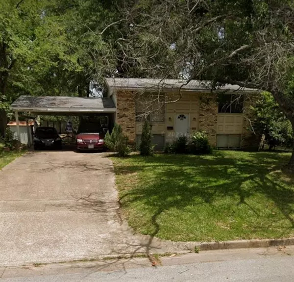 Tyler, TX 75701,2442 E Devine Street