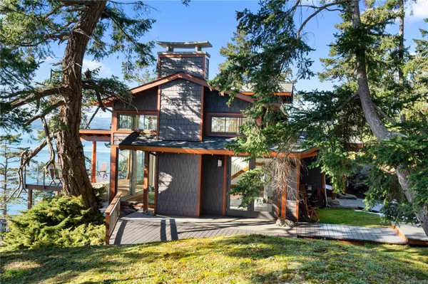 Pender Island, BC V0N 2M2,37173 Schooner Way