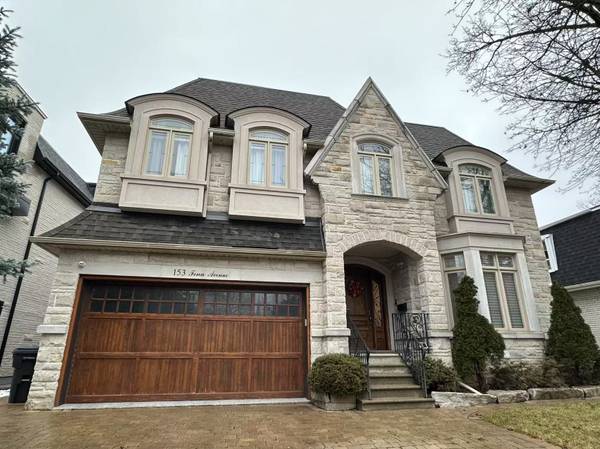 153 Fenn AVE #Rm201, Toronto C12, ON M2P 1X8