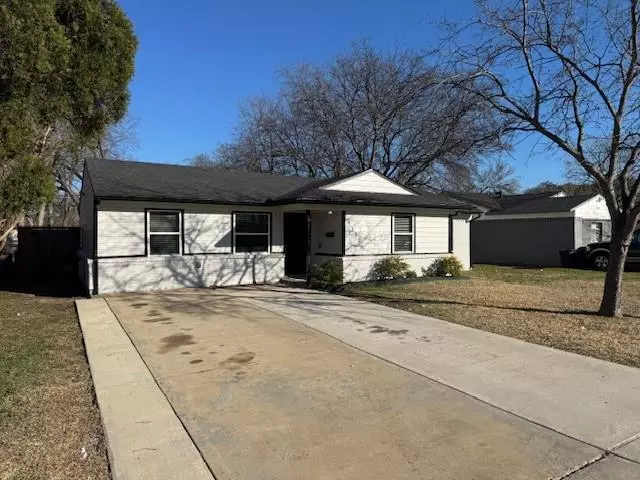 4302 Scottsdale Drive, Mesquite, TX 75150