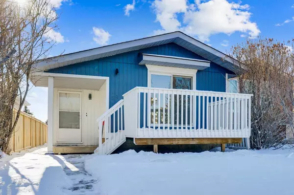 59 Falchurch RD NE, Calgary, AB T3J 1G6