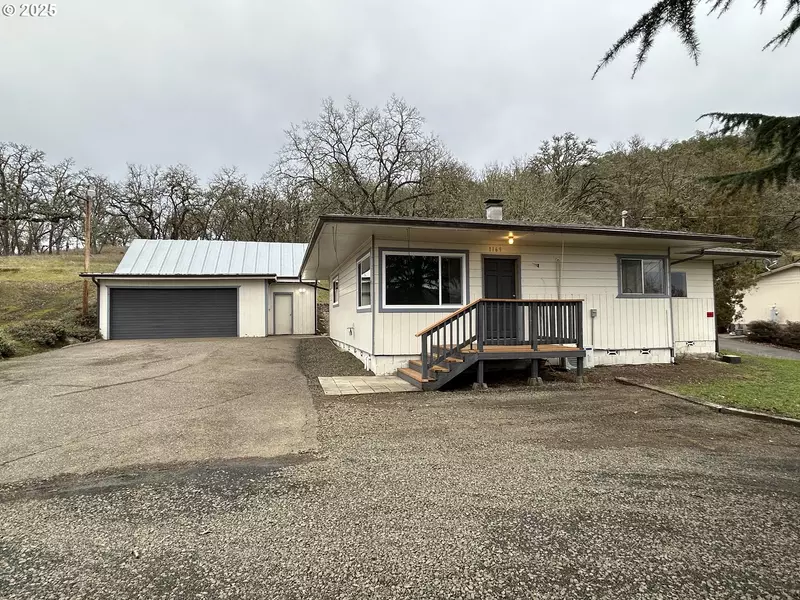 1169 NE CRESCENT ST, Roseburg, OR 97470