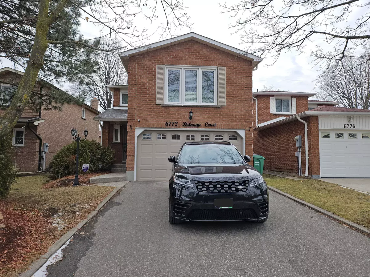 Mississauga, ON L5N 4V9,6772 Dolmage CT