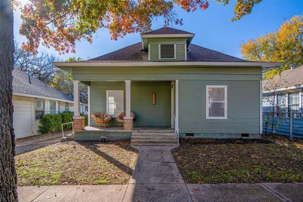 1218 W Woodard Street, Denison, TX 75020