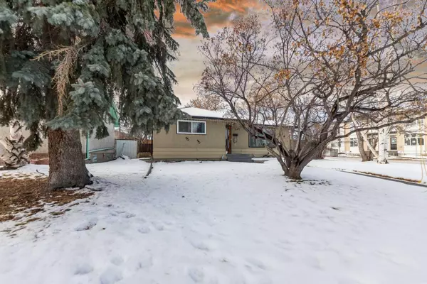 Calgary, AB T2B1K7,2201 46 ST Southeast