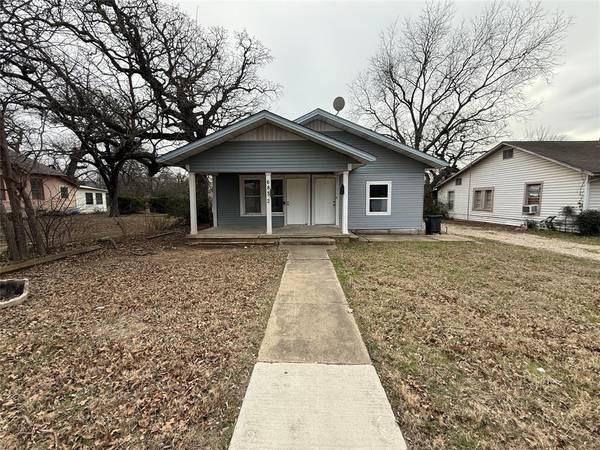 6852 Routt Street, Fort Worth, TX 76112