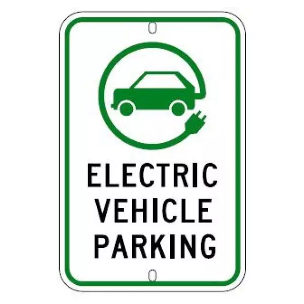 425 Front ST E #EV Parking @P1, Toronto C08, ON M5A 0X2