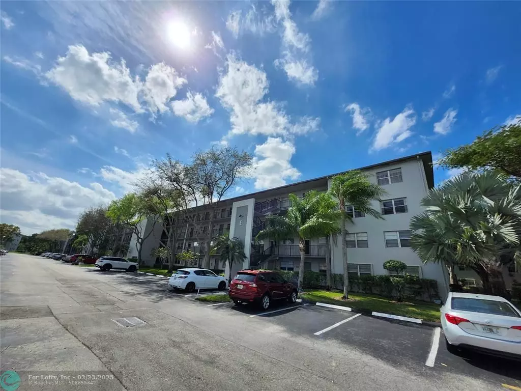 Hollywood, FL 33027,300 SW 134th Way  #413