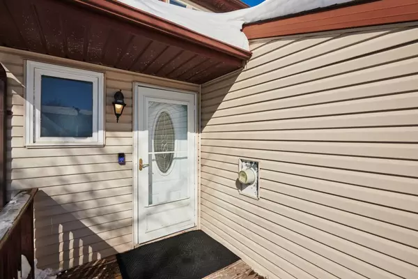 Kanata, ON K2L 3M8,8 Shearer CRES