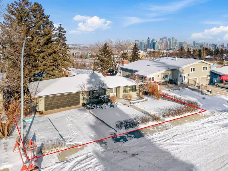 2312 Sunset AVE Southwest, Calgary, AB T3C 2M8