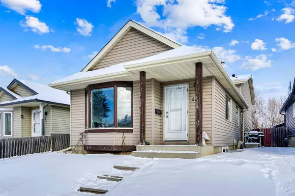 228 Falton DR NE, Calgary, AB T3J2W7