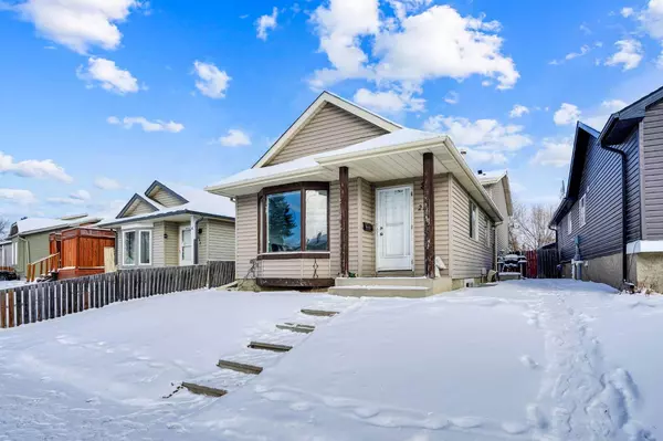 Calgary, AB T3J2W7,228 Falton DR NE