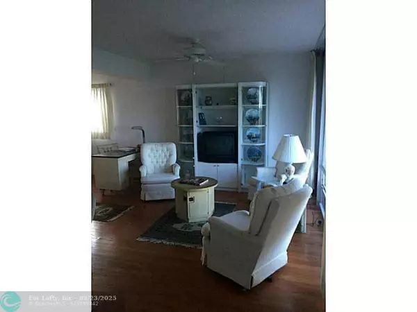 Hillsboro Beach, FL 33062,1221 Hillsboro Mile  #20A