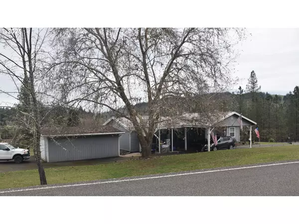 116 SILVER MAPLE ST, Roseburg, OR 97471