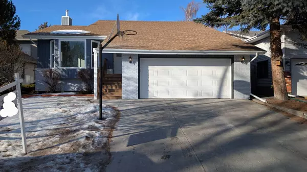 Calgary, AB T2Y 2E8,108 Millbank Close SW