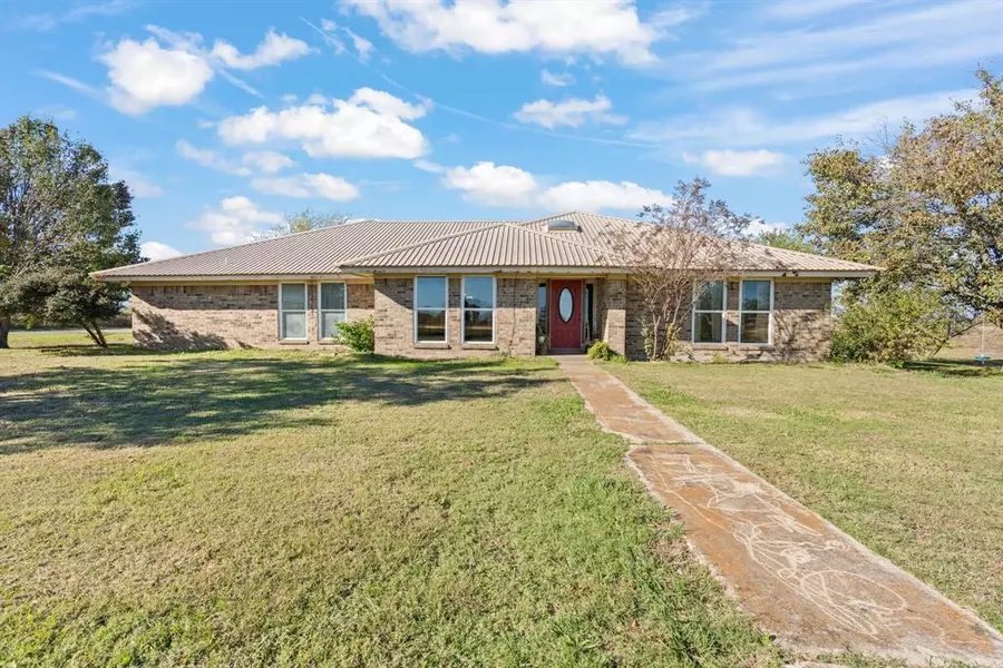 7301 County Road 308, Grandview, TX 76050