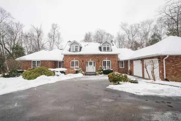 6 Sawmill LN, Whitchurch-stouffville, ON L0H 1G0