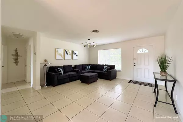 3672 NW 18th Ave, Oakland Park, FL 33309