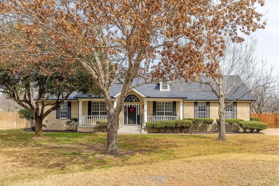 9319 Ravenswood Road, Granbury, TX 76049