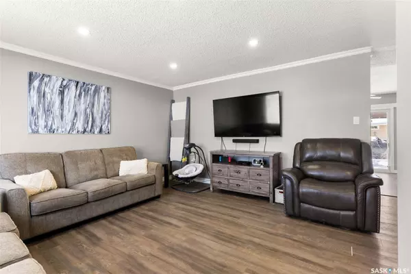 Regina, SK S4N 4M9,15 Kangles STREET