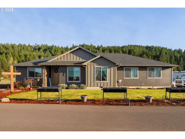 942 S CALAPOOIA ST, Sutherlin, OR 97479