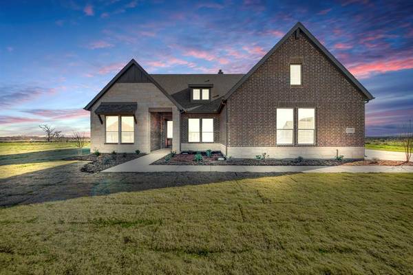 12105 Magma Court, Krum, TX 76249